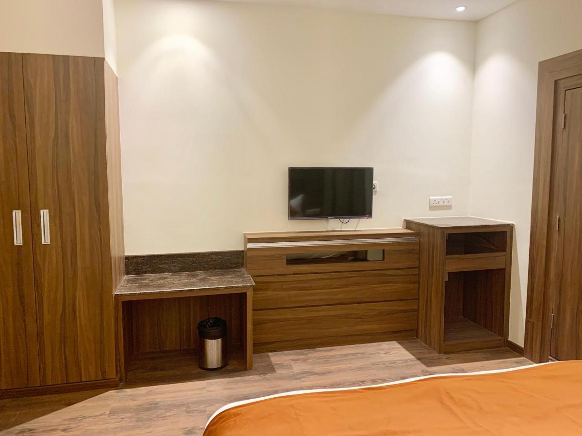 琥珀酒店 Rudrapur 外观 照片
