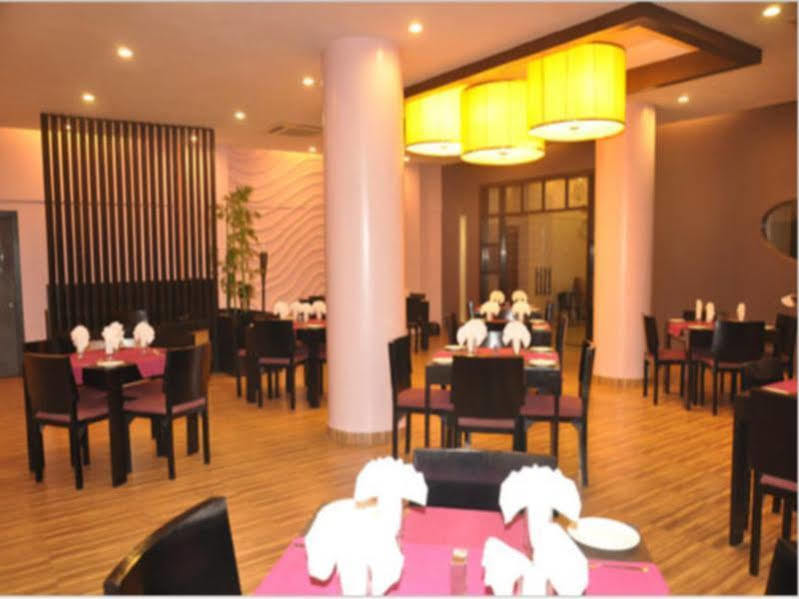 琥珀酒店 Rudrapur 外观 照片