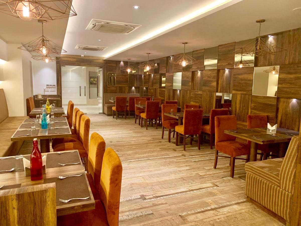 琥珀酒店 Rudrapur 外观 照片